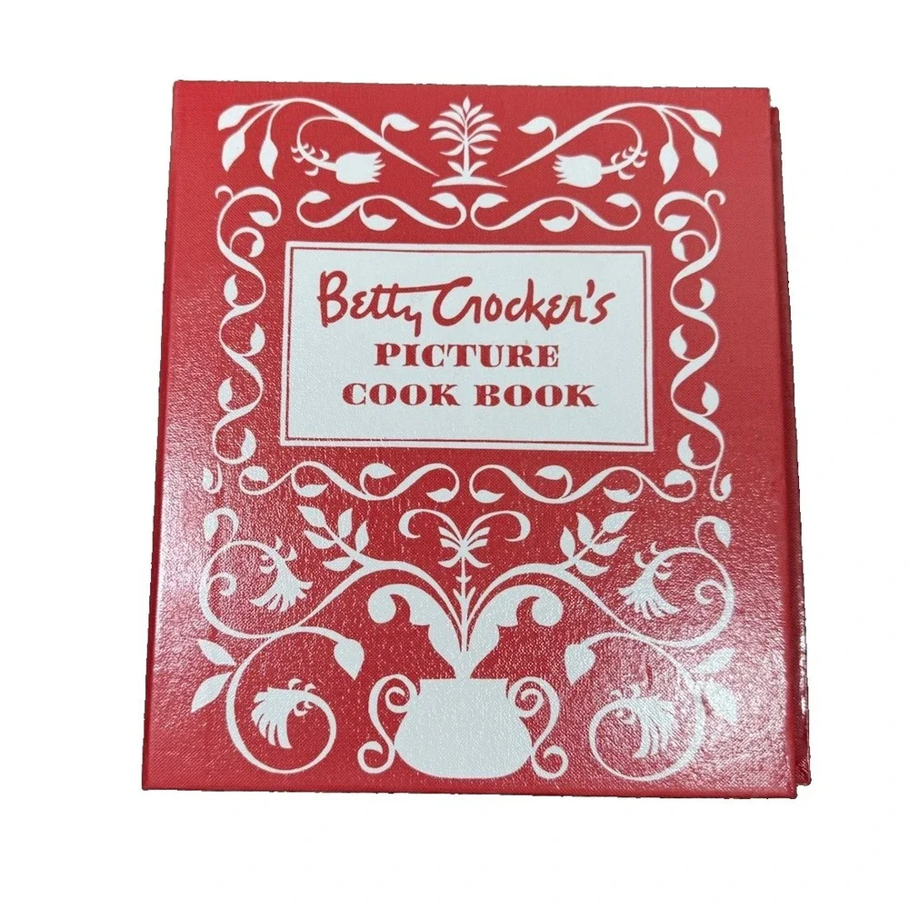 Betty Crocker's 1950's Picture Cook Book Facsimile Edition 1998 Hardcover Binder